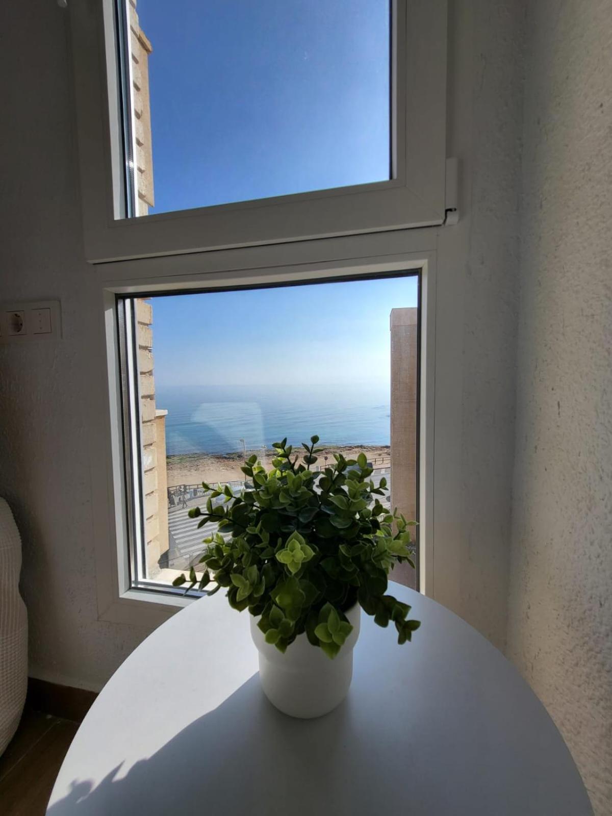 טורבייחה Sea View Luxury Apartment Victoria מראה חיצוני תמונה